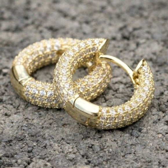 New Men's 14k Gold Over Sterling Silver Diamond Huggie Studs - Picture 3 of 4